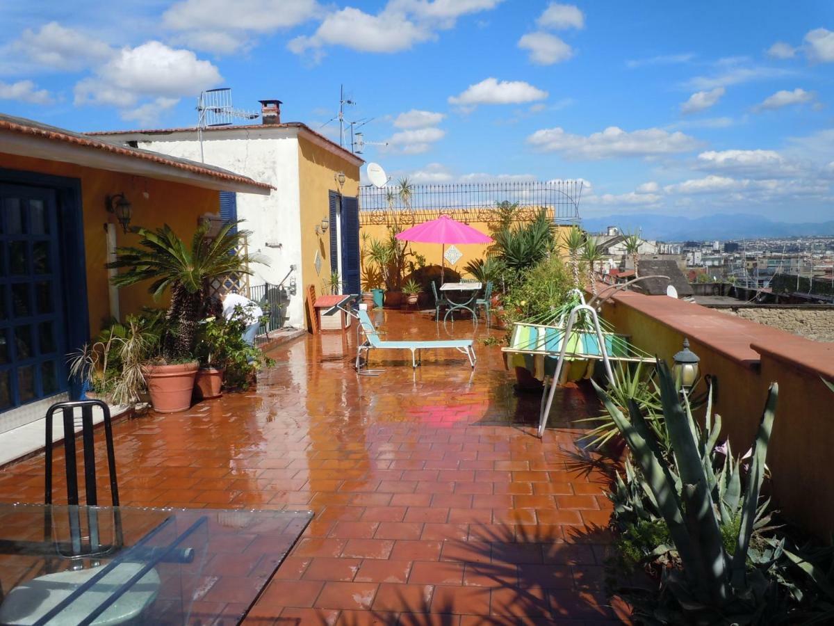 Hotel Miracoletti38 Napoli Esterno foto