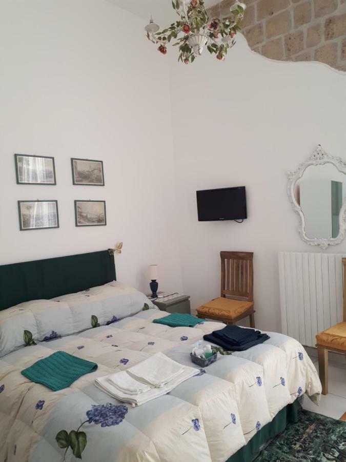 Hotel Miracoletti38 Napoli Esterno foto