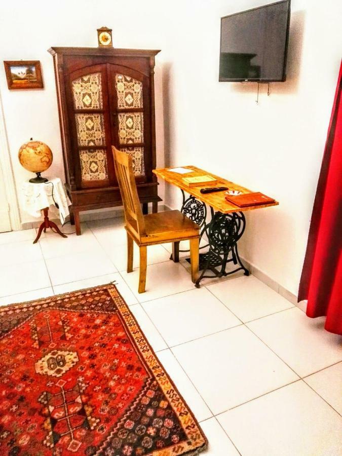Hotel Miracoletti38 Napoli Esterno foto